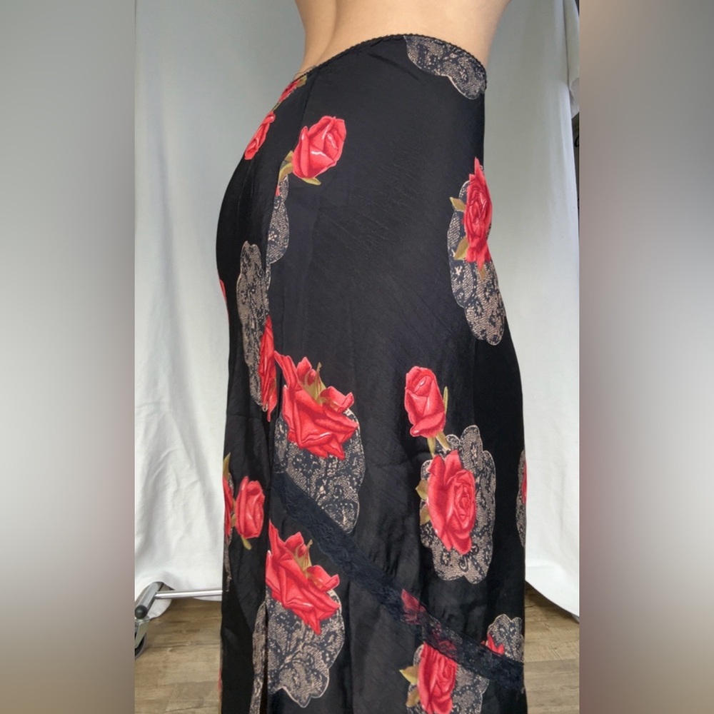 Vintage black floral midi skirt - Picture 7 of 10